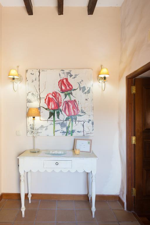 Tile Roque